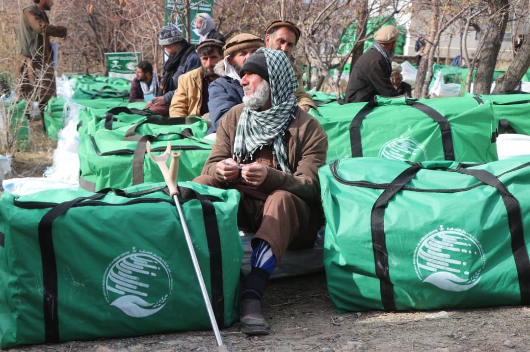 Flood relief with King Salman Humanitarian Aid and Relief Center